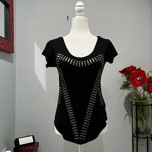 NEW Bebe Y2K Gold Studded Rock & Roll Heart Raw Edge Round Hem Scoop Neck Top XS